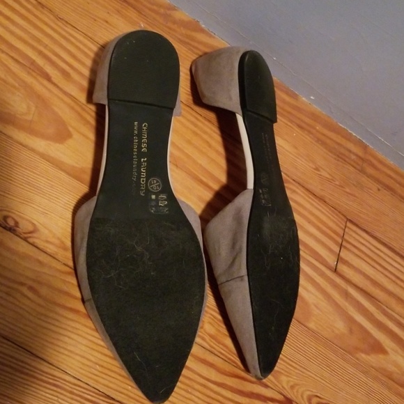 Chinese Laundry Flats - Picture 3 of 5